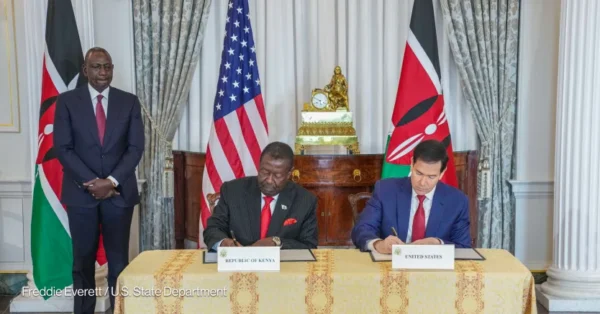 Kenyans Protest Proposed US Ebola Facility